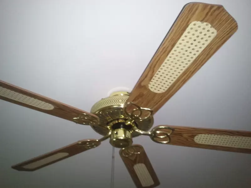 How Long Can a Ceiling Fan Run Continuously